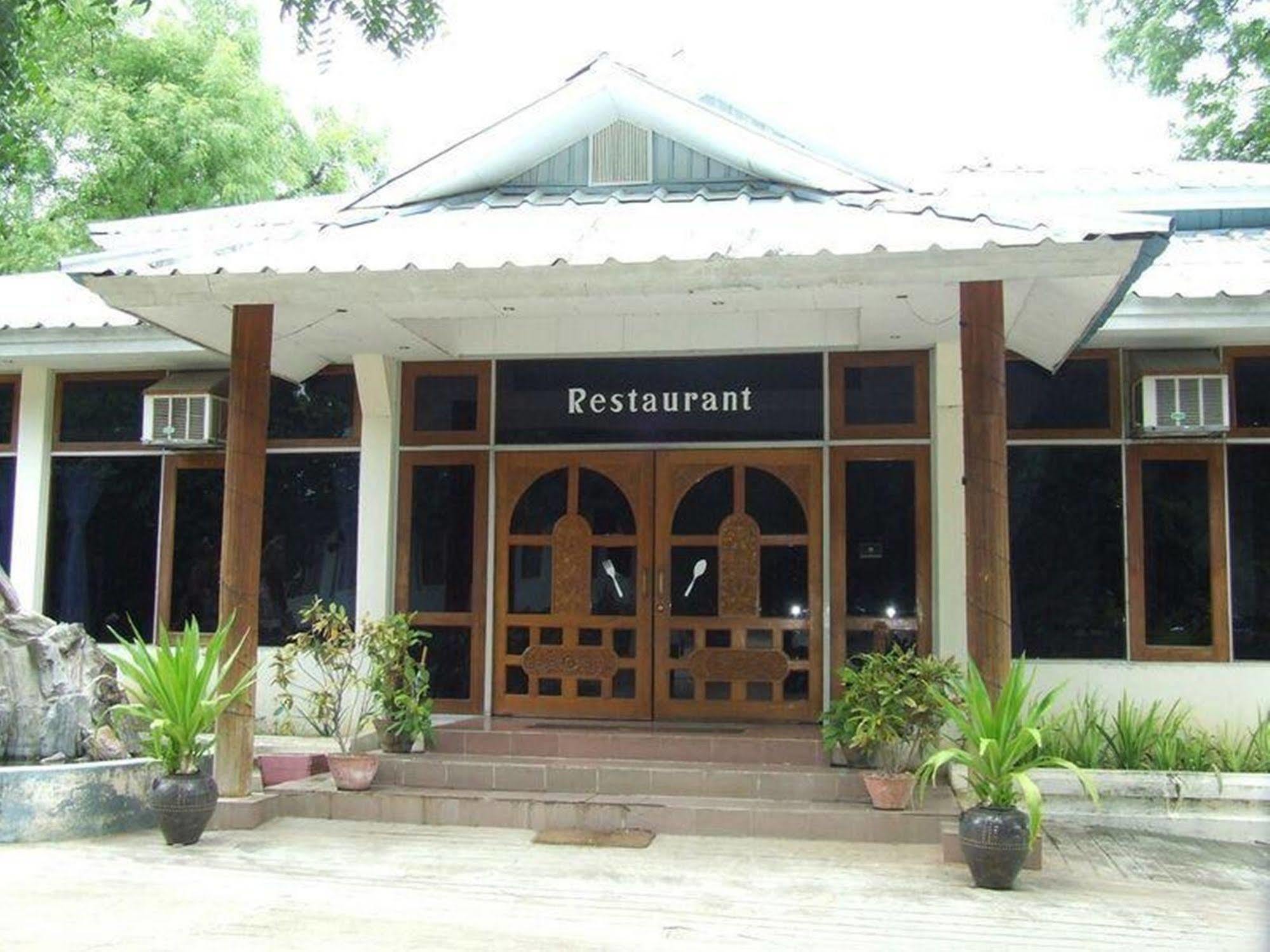 Thante Hotel - Nyaung Oo Экстерьер фото
